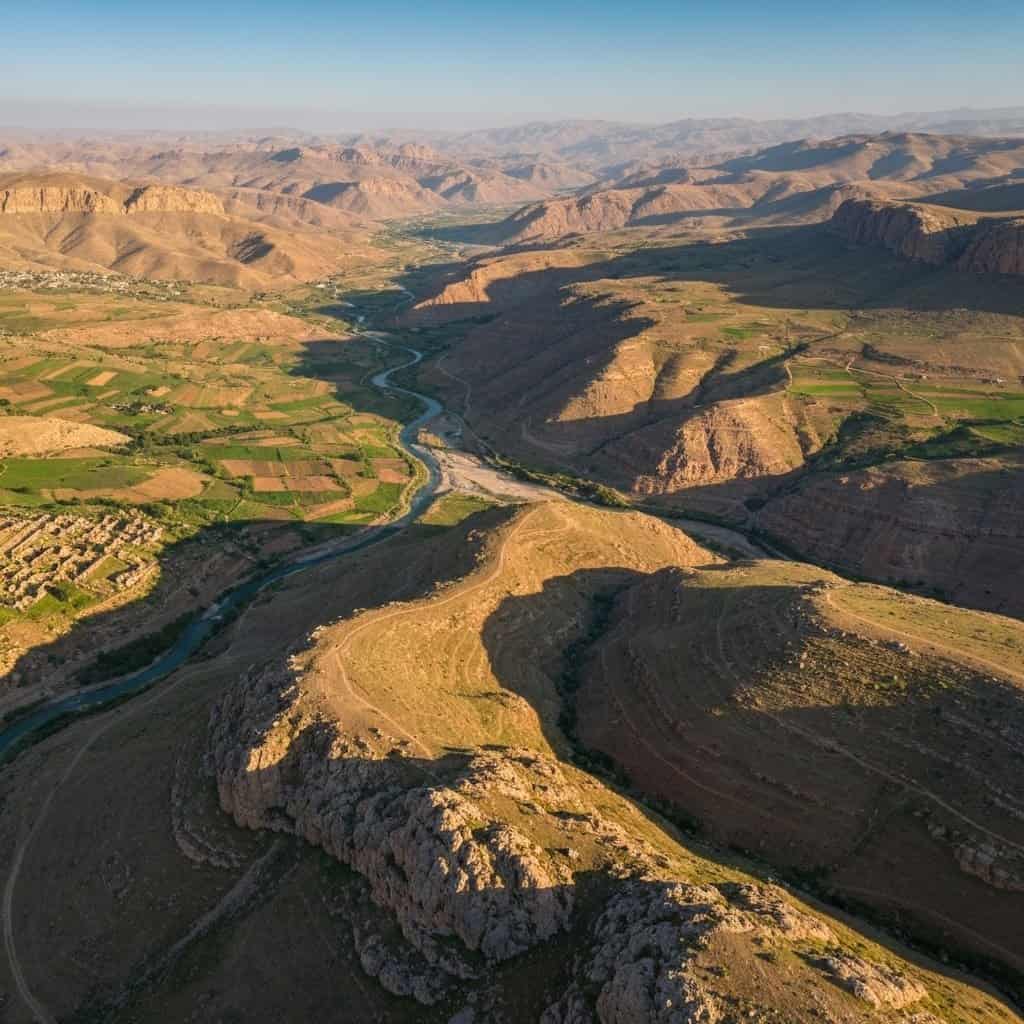 Sytuacja Kurdów w Syrii, Turcji i Iraku: Tło i współczesne wyzwania